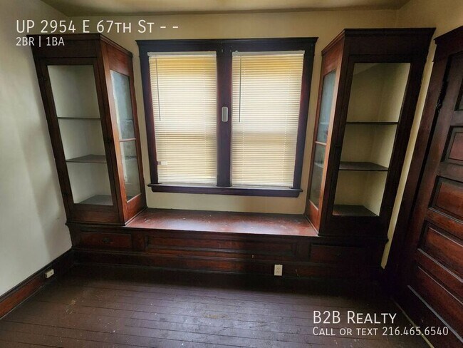 Building Photo - UP 2954 E 67th St--