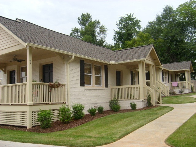 Building Photo - 3200 Augusta St