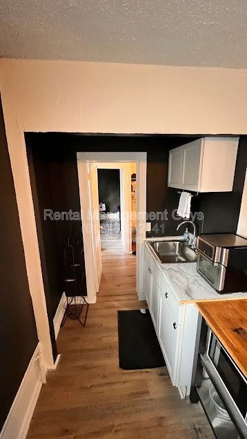 Building Photo - 3245 3rd Ave S