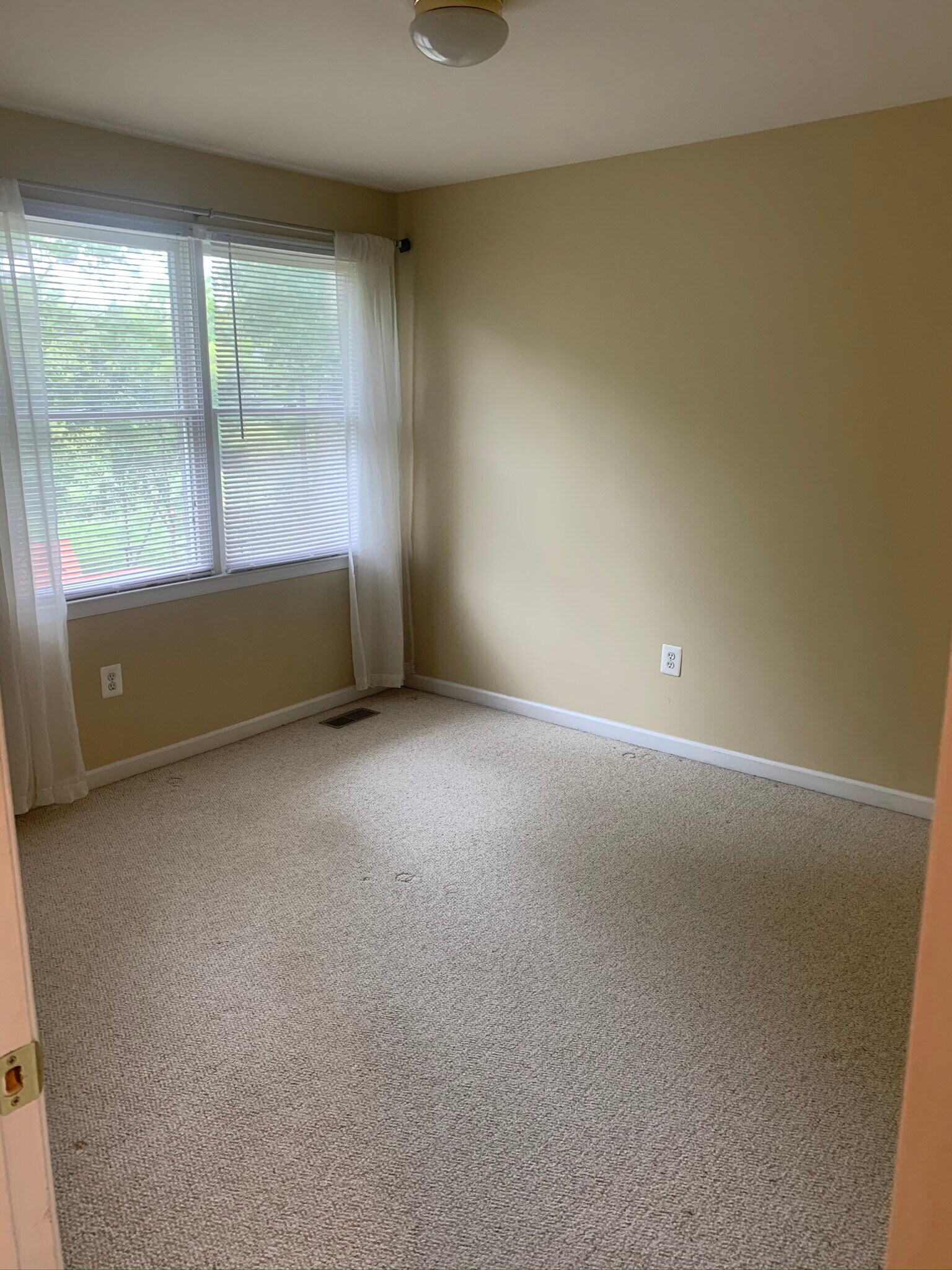 Building Photo - 1809 Stark Drive