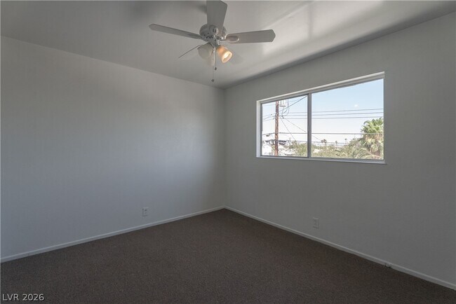 Building Photo - 2298 Golden Arrow Dr