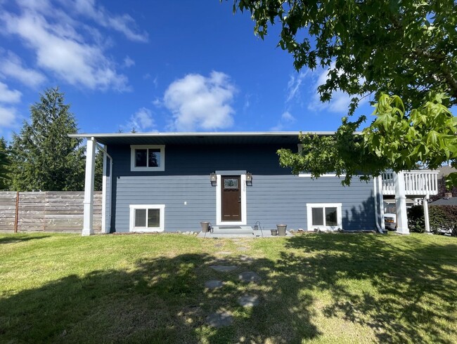 Primary Photo - 2320 D Ave