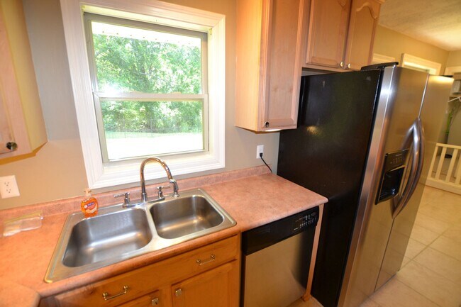 Building Photo - West Feliciana School District! 3 bedroom, 1.5 bath home in coveted Audubon Hills Subdiv