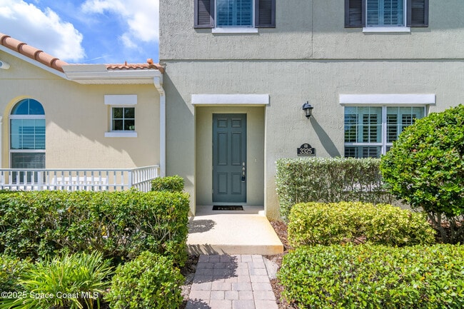 Building Photo - 3325 Sedge Dr