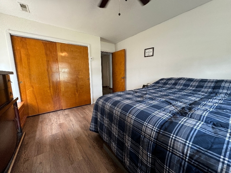 Building Photo - 430 E 309th St