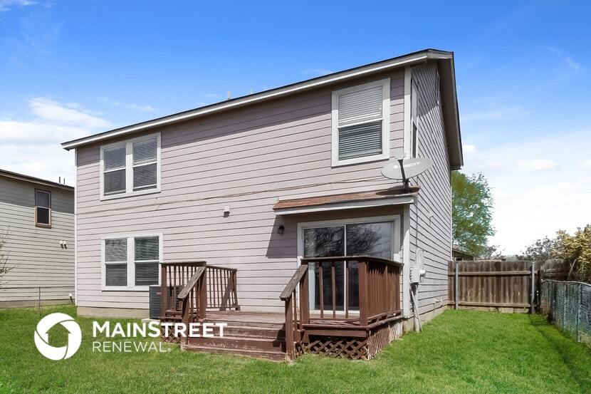 Building Photo - 6210 Lake Superior St