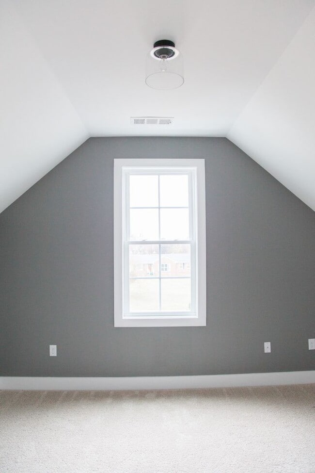 Building Photo - 3 Bed, 3.5 Bath Home w/ 2 Car Garage in East Nashville