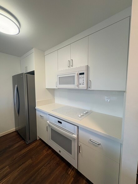 Kitchen - 55 S Judd St