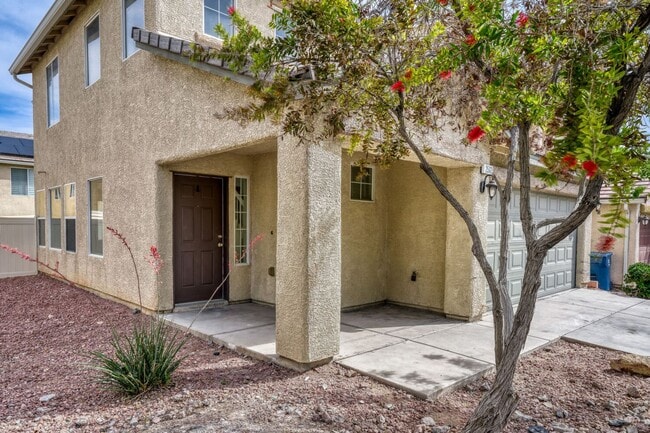 Building Photo - 2 Story 4 Bedroom Home In Henderson