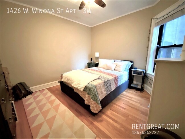 Building Photo - 1426 W Winona St
