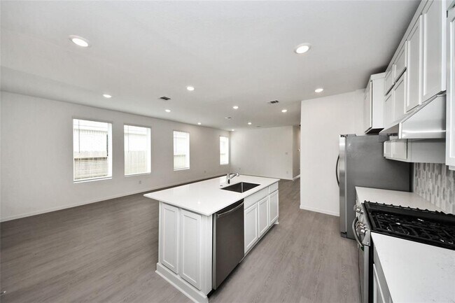 Building Photo - 6314 Orchid Bch Dr