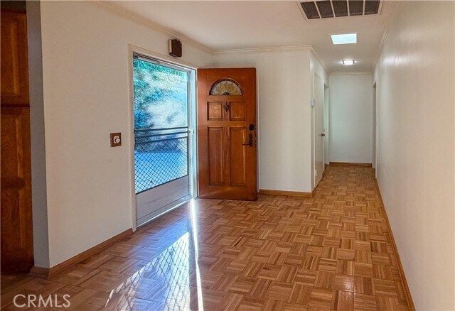 Building Photo - 5516 Ethel Ave