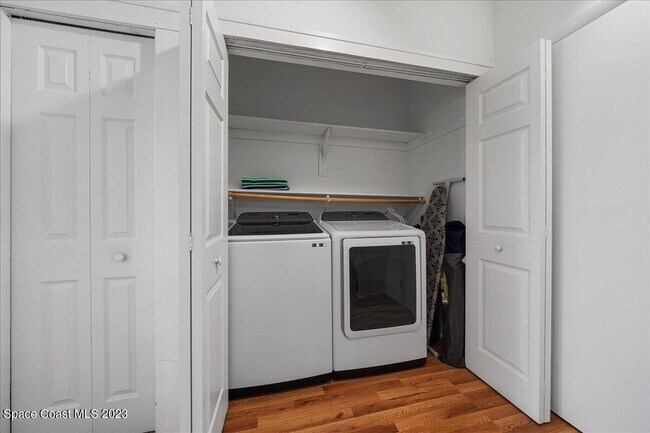 Building Photo - 973 N Harbor City Blvd