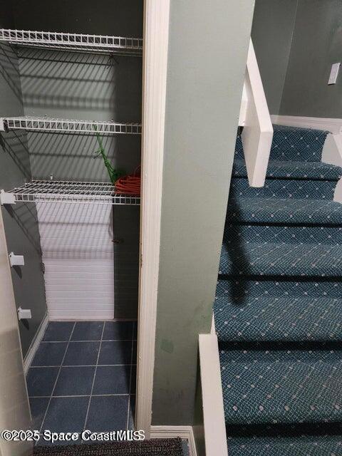 Building Photo - 8600 Ridgewood Ave