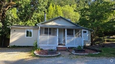 Building Photo - 24766 Skyland Rd