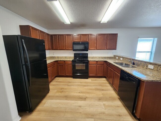 Building Photo - 11910 Winterset Cove Dr