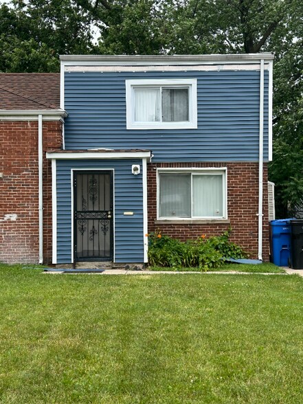 Primary Photo - 9747 S Merrion Ave