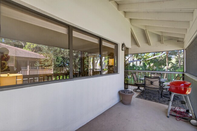 Building Photo - 605 Brackenwood Cove