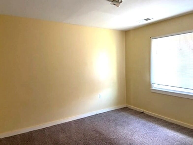 Building Photo - 777 2nd St