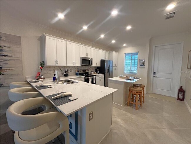 Building Photo - 12140 Wellen Golf St