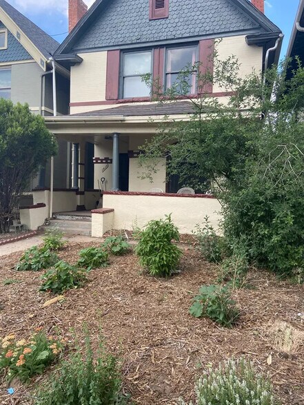 Primary Photo - 1434 York St