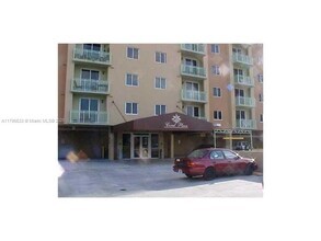 Building Photo - 3500 Coral Wy