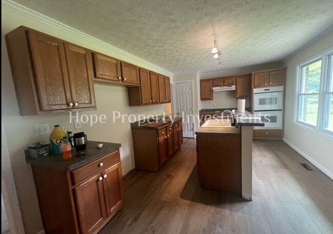 Building Photo - 69 Belleau Woods Dr