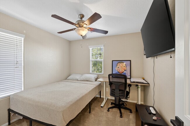 Building Photo - 10847 Iona Island Ave