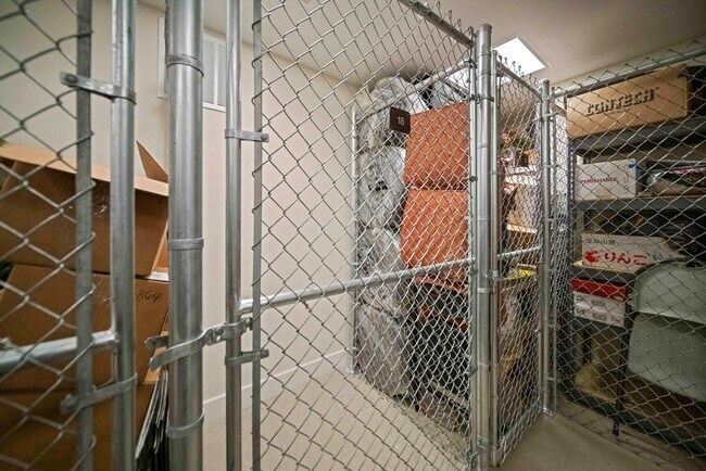 Building Photo - 321 Hammond Pond Pkwy