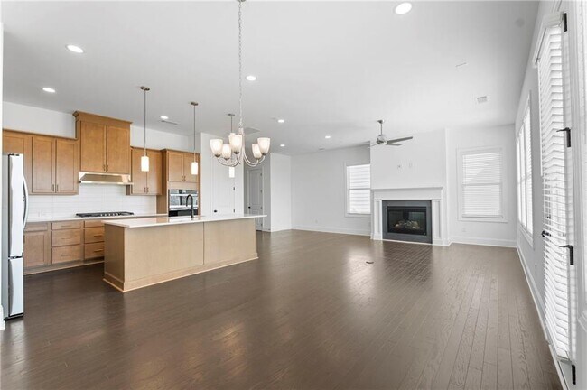 Building Photo - 1042 Winding Br Dr