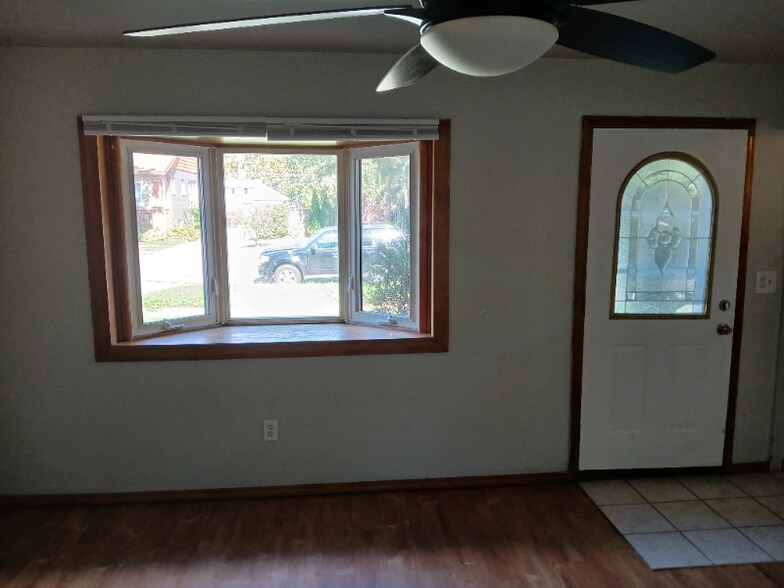 Building Photo - 26327 McDonald St