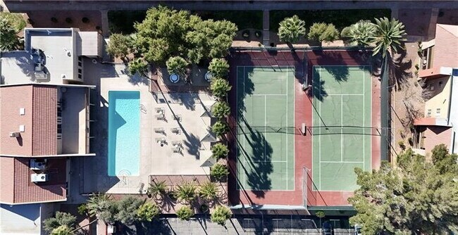 Building Photo - LAS VEGAS GUARD-GATED CONDO FOR RENT | 2 BEDROOM DOWNSTAIRS UNIT | BELLA VITA COMMUNITY
