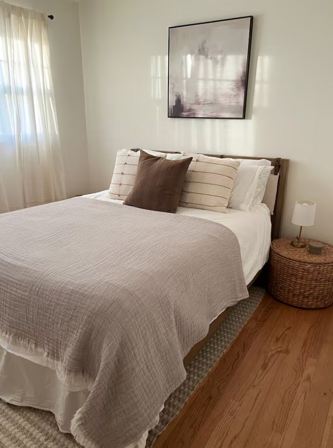 Building Photo - 902 Harold Ln