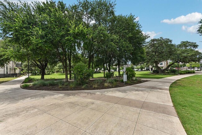 Building Photo - 4107 McKinley Fields Dr