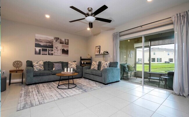 Building Photo - 4764 Coral Castle Dr.