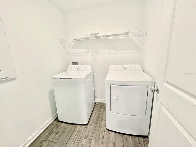 Building Photo - 8387 SW 41st Terrace