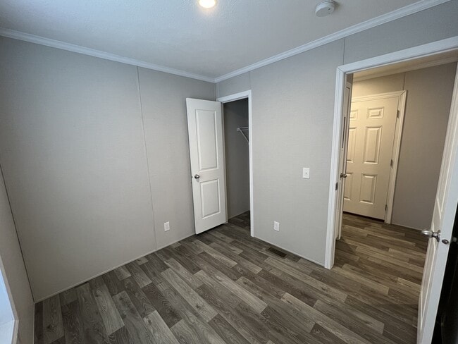 Building Photo - 38058 Pardo Dr