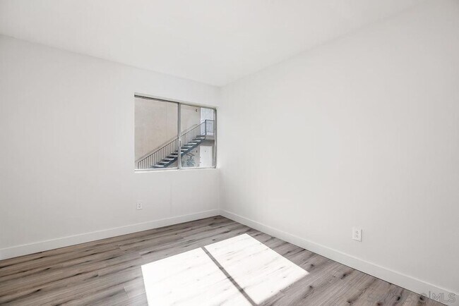 Building Photo - 3516 Del Sol Blvd