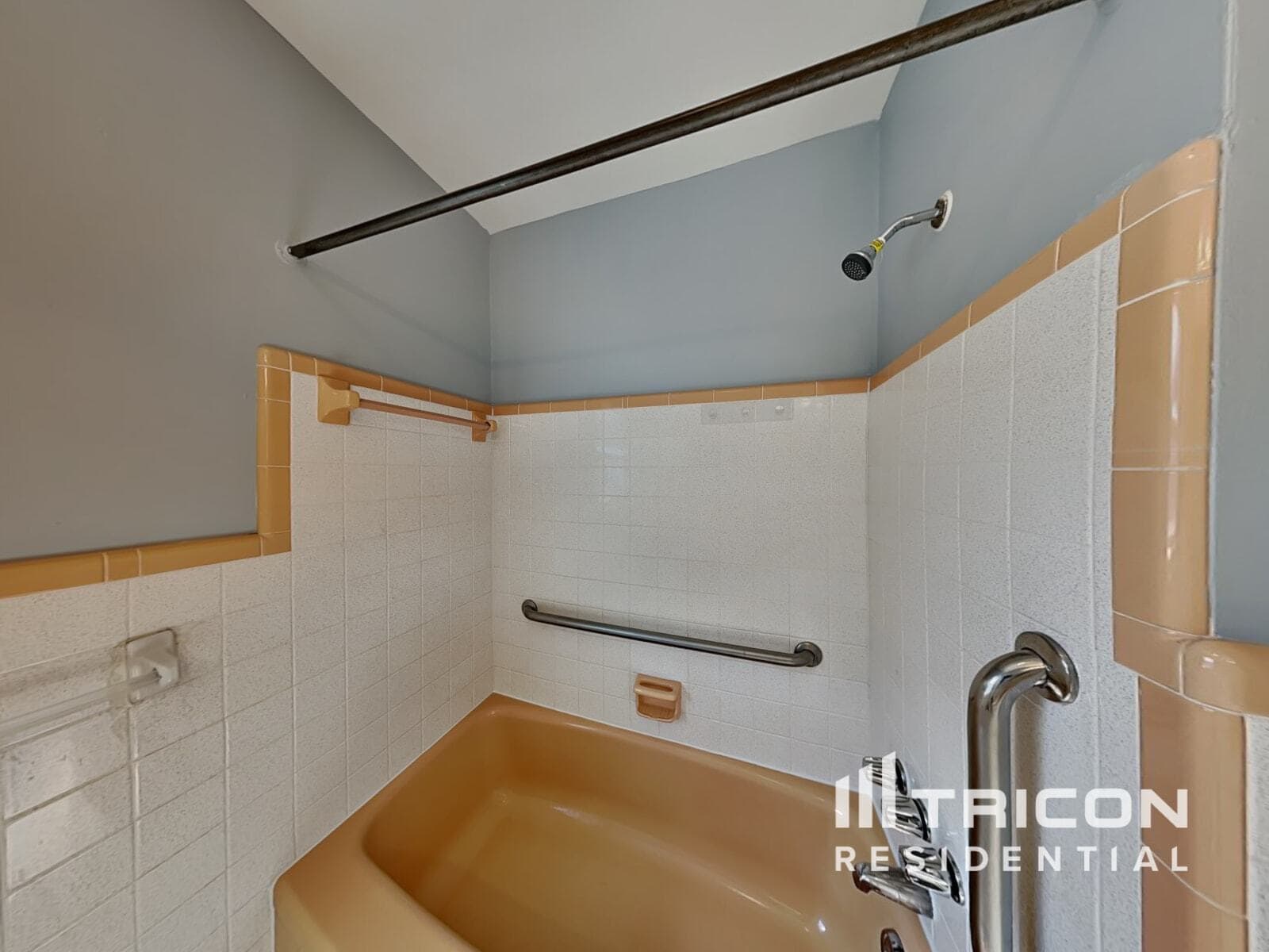 Building Photo - 2529 Brentwood Dr