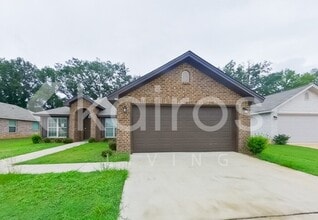 Building Photo - 139 Hideaway Ln