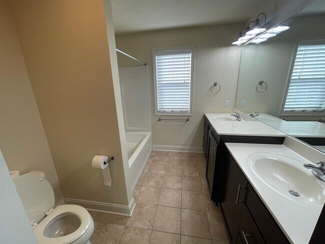 Building Photo - 1513 Federal St