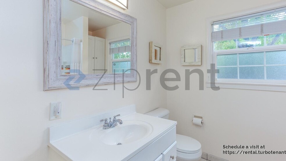 Building Photo - 795 Malone Rd