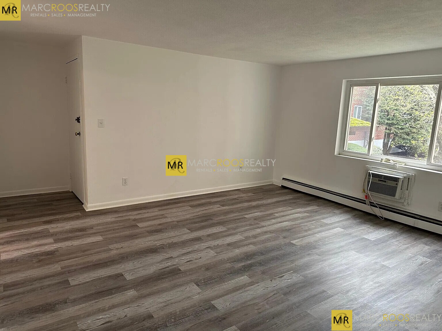 Building Photo - 28 Bryon Rd