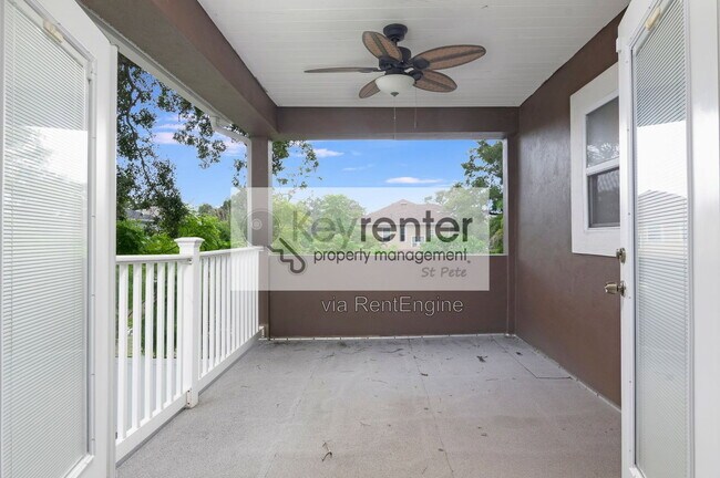 Building Photo - 3814 W El Prado Blvd