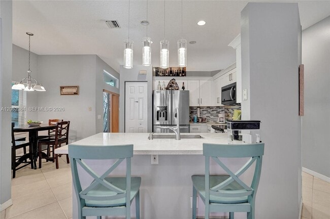 Building Photo - 4219 Sabal Ridge Cir