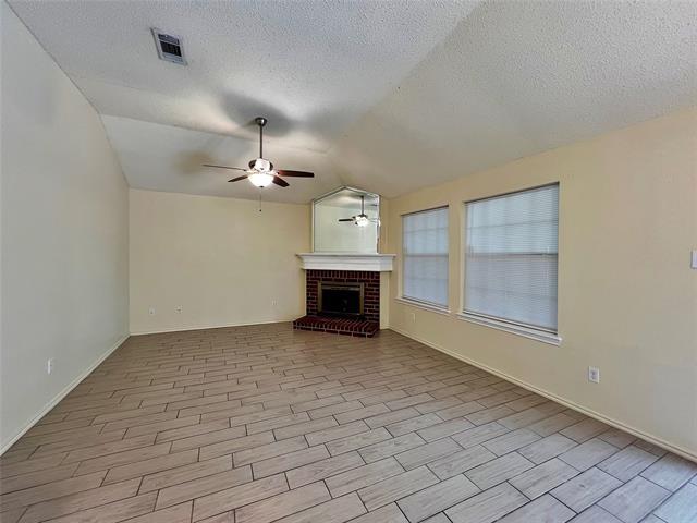 Building Photo - 609 Blueberry Hill Ln