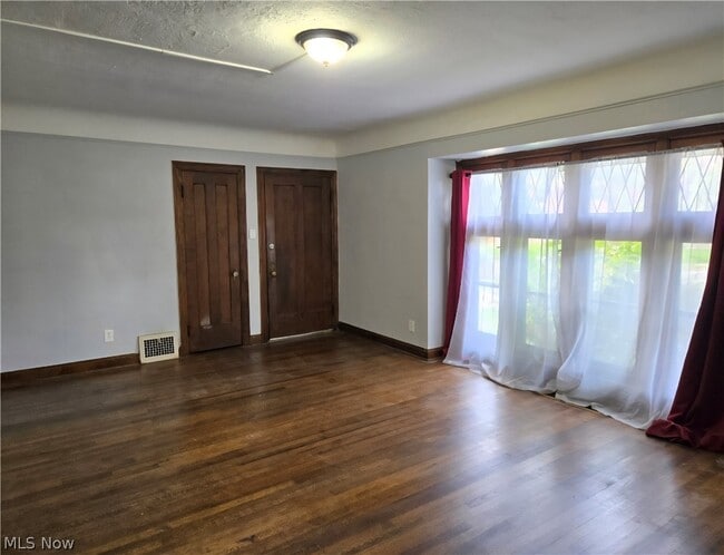 Building Photo - 3557 Lynnfield Rd