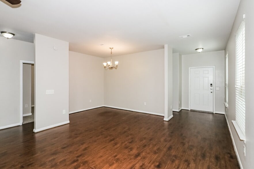 Building Photo - 10339 Dawson Hill Lane