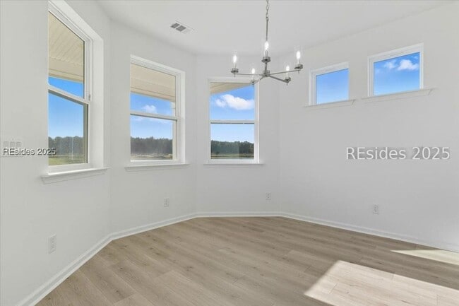 Building Photo - 921 Tropics Ave