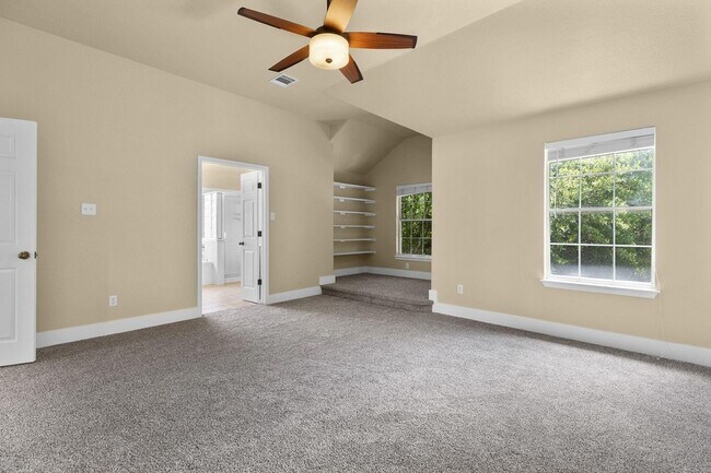 Building Photo - 10128 Channel Island Dr